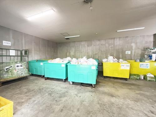 ゴミ捨て場