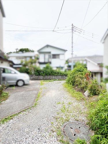 現地入口通路(2026年6月撮影)