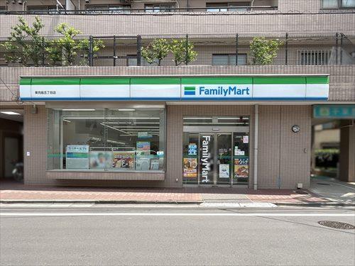 ファミリーマート東向島五丁目店540m