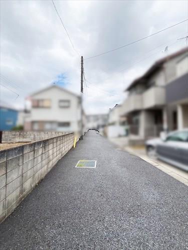 北東側通路 北東側通路