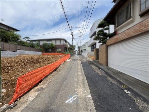 前面道路（2026年7月撮影）