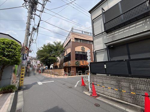 南西側道路