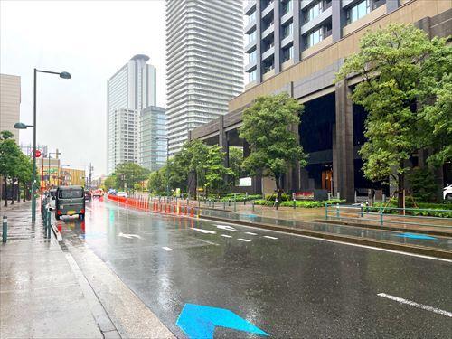 現地含む前面道路