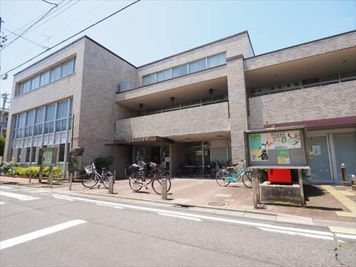 杉並区立宮前図書館 430ｍ