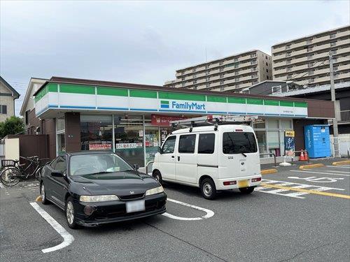 ファミリーマート志木幸町四丁目店350ｍ