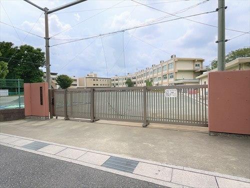 板橋区立若木小学校迄720ｍ