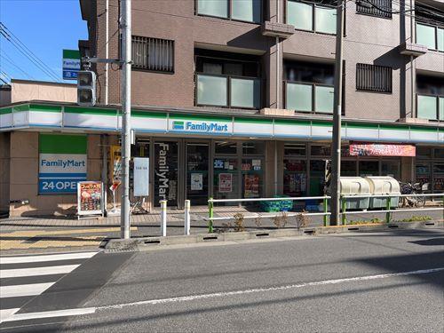 ファミリーマート志村駅前通り店 500ｍ