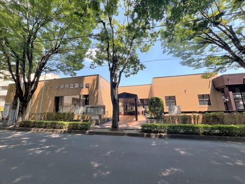 朝霞市立図書館 230ｍ