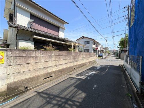 南側道路を含む現地