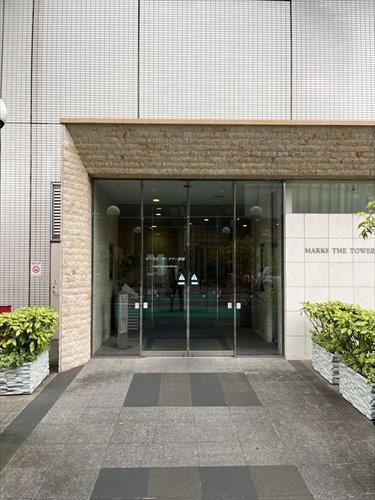 エントランス正面