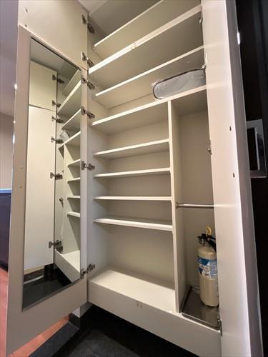 シューズボックス