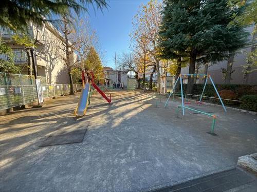 高松三丁目児童遊園まで160m