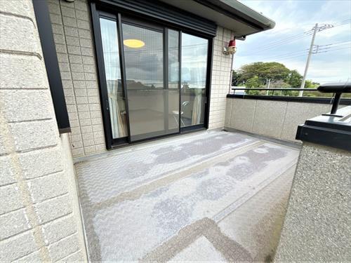 ２階ベランダ（洋室側）