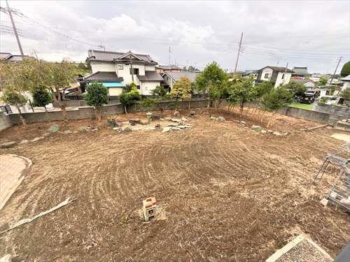 庭（２階ベランダから撮影）