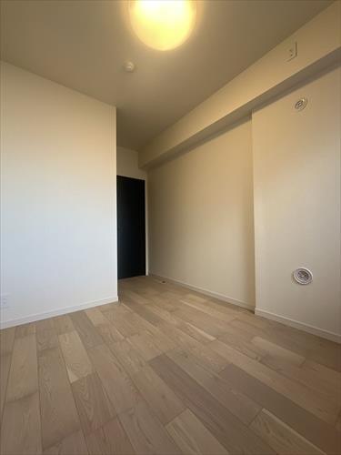 約5.2帖北東側洋室