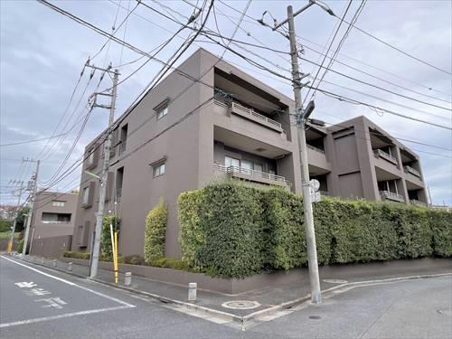 外観（2）（2025年10月撮影）