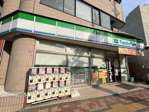 ファミリーマート文京音羽1丁目 510m