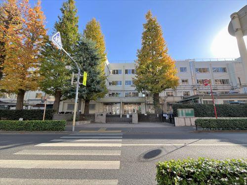 練馬区立石神井中学校 390ｍ