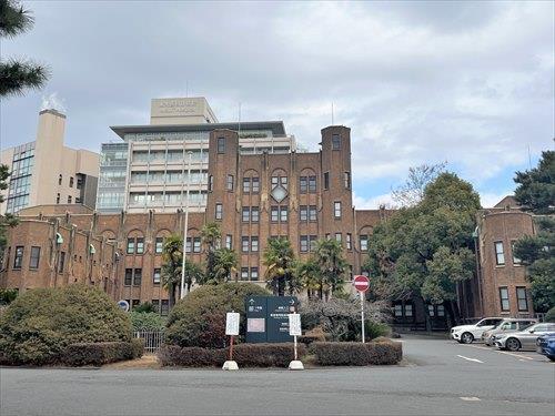 東京大学医科学研究所附属病院 1110ｍ