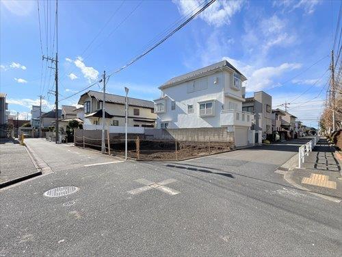 隣接道路を含む現地