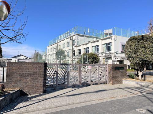 三鷹市立第四中学校 980ｍ