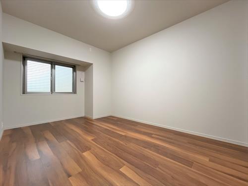 洋室約8帖（1）