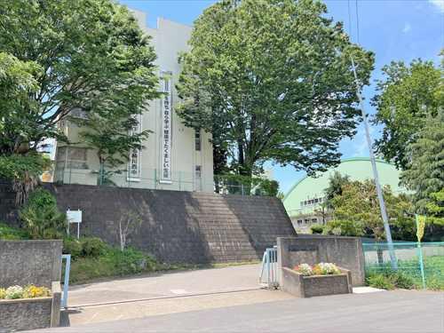 桶川市立桶川西中学校 1510ｍ