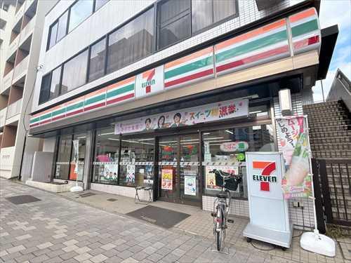 セブンイレブン文京大塚4丁目店 300ｍ