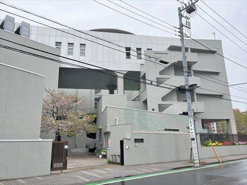 豊島区立千登世橋中学校 960ｍ