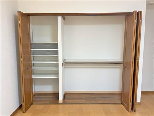 クローゼット（B1F洋室約11.4帖）