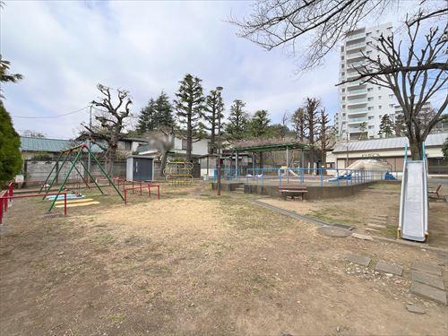 北区立赤羽三和児童遊園 210ｍ