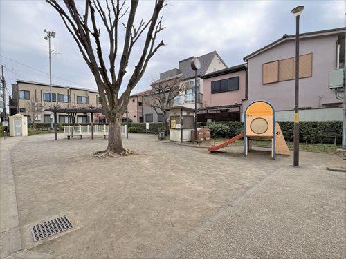 北区立鶴が丘児童遊園 320ｍ