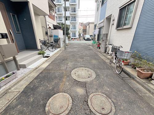 前面道路（物件：背面）