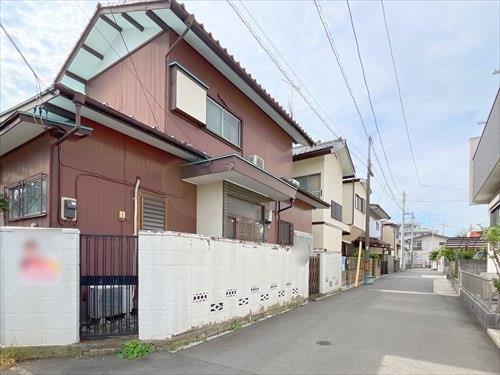 現地含む前面道路(2024年10月撮影) 現地含む前面道路(2024年10月撮影)