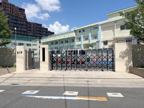 豊島区立高南小学校 120ｍ