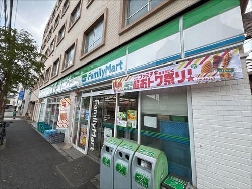 ファミリーマート滝野川1丁目店　160ｍ