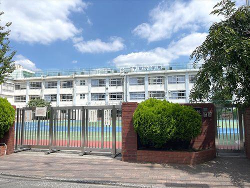 豊島区立千早小学校 250ｍ