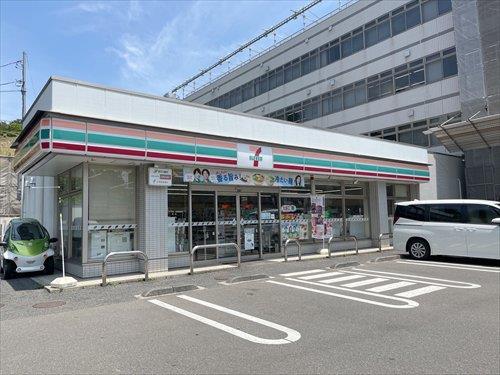 セブンイレブン多摩山王下1丁目1090ｍ