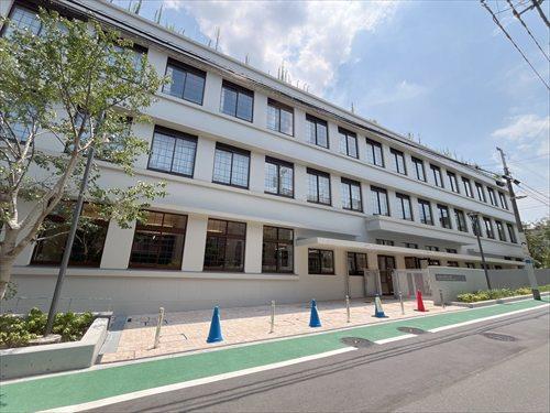 文京区立明化小学校 500ｍ