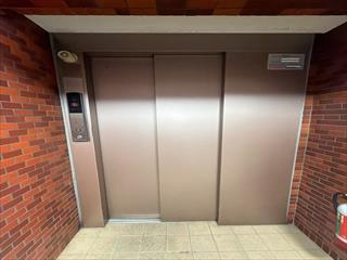 エレベーター エレベーター