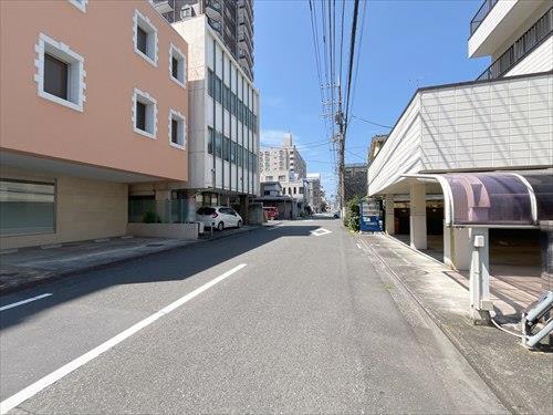 前面道路（物件：右手）