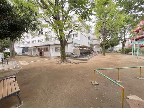 幡ヶ谷児童遊園地 350m 幡ヶ谷児童遊園地 350m