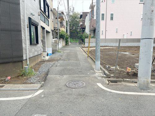 前面道路（物件：右手）