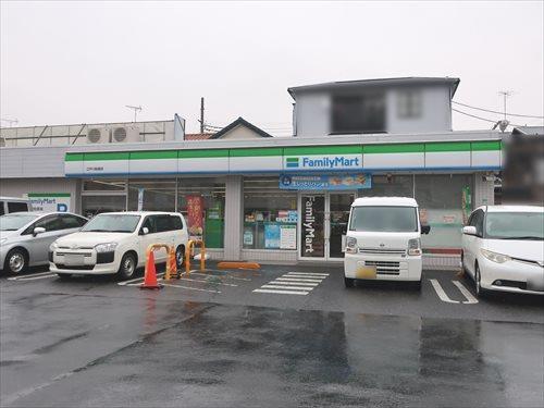 ファミリーマート江戸川船堀店まで320m