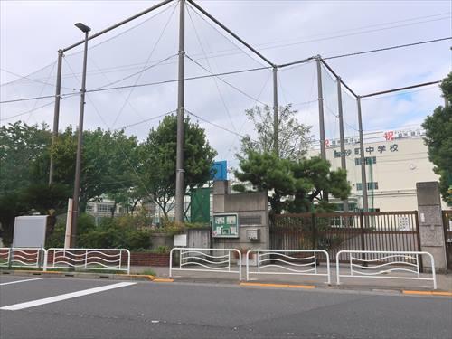 江東区立砂町中学校まで300m