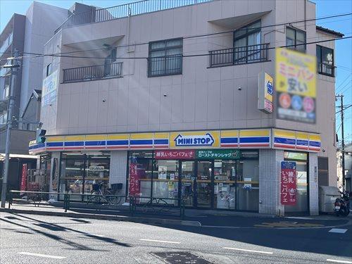 ミニストップ東四つ木店390m