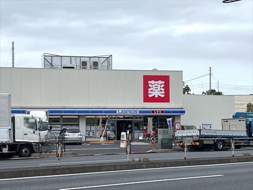 ローソン江戸川六丁目店700m