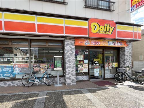 デイリーヤマザキ真間店 710m