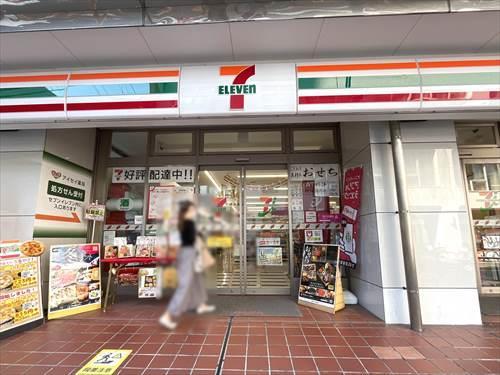 セブンイレブン渋谷笹塚駅北店 320m