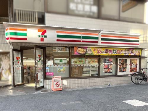 セブンイレブン渋谷笹塚駅前店 480m